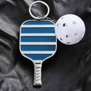 Quà lưu niệm tùy chỉnh móc khóa bóng pickleball 2D hợp kim kẽm mạ bạc men, logo tùy chỉnh kèm bóng PVC mini - Product Image 4