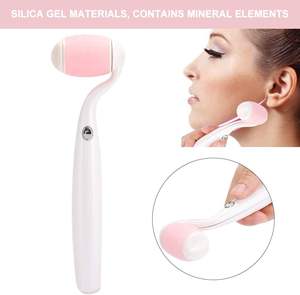 Rodillo eléctrico de masaje facial, herramienta de masaje adelgazante facial de mano, rodillo masajeador de eliminación de bolsa de ojos portátil para mujeres - Product Image 3