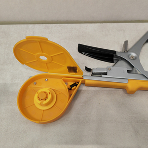 Machine à attacher les plantes en treillis avec des outils de tapener pour les raisins, les framboises, les tomates et les légumes en vigne - Product Image 3