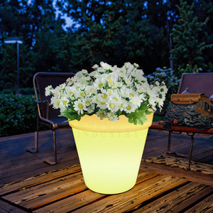 Hot Seller Led Illuminé <span class=keywords><strong>Pot</strong></span> <span class=keywords><strong>De</strong></span> <span class=keywords><strong>Fleur</strong></span> En Plein Air Solaire Lumière Jardinières À L'extérieur <span class=keywords><strong>Grand</strong></span> <span class=keywords><strong>Pot</strong></span> <span class=keywords><strong>De</strong></span> <span class=keywords><strong>Fleur</strong></span> avec Lumière Lampe Décorations pour La Maison - Product Image 1
