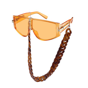 Lunettes de soleil tendance pour femmes de style coréen avec chaîne, monture verte en PC, protection UV400, pour l'extérieur - Product Image 3