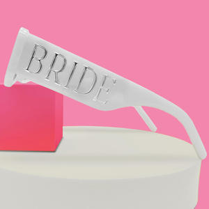 نظارة شمسية حصرية بإطار كامل UV400 للحفلات بحرف العروس لحفلات الزفاف ، نظارات زخرفية لحفلات العزوبية - Product Image 4