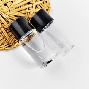 Shampooing d'hôtel de 30ml en bouteille transparente avec bouchon à vis noir - Product Image 6