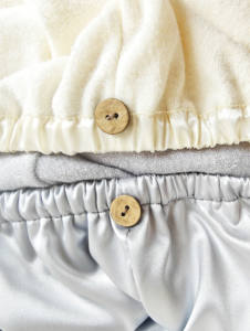 <span class=keywords><strong>Serviette</strong></span> de toilette en microfibre de satin soyeux antibactérien 7A Turbans anti-frisottis à séchage rapide super absorbants pour envelopper les <span class=keywords><strong>cheveux</strong></span> humides et <span class=keywords><strong>bouclés</strong></span> - Product Image 6