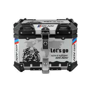 Baúl Trasero de Aleación de Aluminio Impermeable para Motocicleta de 45L y 55L de Capacidad con Diseño Elegante y Calcomanía Blanca - Product Image 2