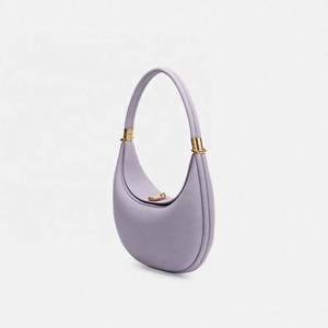 Bolso de Hombro de Lujo de Último Diseño en Oferta, Bolso de Media Luna de Diseñador Francés para Mujer - Product Image 5