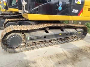 20 tonnes en stock de haute qualité fabriquée au Japon, pelle hydraulique sur chenilles CAT 320D d'occasion Caterpillar 320 320D à vendre - Product Image 6