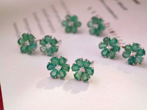 Xinfly 18k Pure Gold 0.1ct Diamond Flower Shape 1.6ct Drop <b>Emerald</b> <b>Stud</b> Earrings for Women - Product Image 4