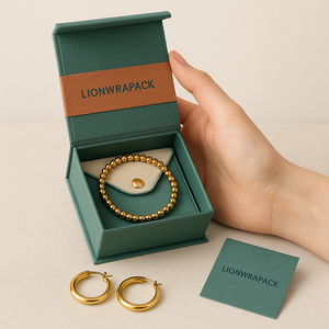 Boîte à bijoux verte de luxe pour bracelet et boucles <span class=keywords><strong>d</strong></span>'oreilles, emballage personnalisé certifié FSC avec pochette à pression |   Approvisionnement B2B - Product Image 3