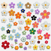 Vente chaude Badges brodés personnalisés en chenille colorée Fleurs à repasser sur les vêtements Chapeaux