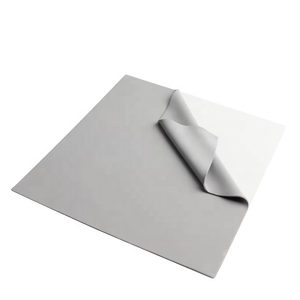 Anpassbares 1mm graues leitfähiges Silikon-Wärme kissen Werkseitig anpassbare Dicke Größe Gestanztes Gummi produkt - Product Image 3