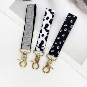 Thiết Kế Polyester Dễ Thương Phim Hoạt Hình Ngắn Dây Đeo Cổ Tay Thăng Hoa Vòng Tay Phim Hoạt Hình Dây Buộc Với Logo Tùy Chỉnh - Product Image 3