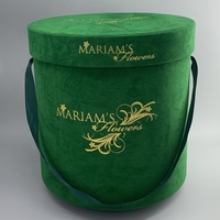 Boîte cadeau ronde en carton velours en matériaux recyclés avec finition brillante/mate pour roses éternelles – Vente en gros