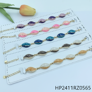 Elegante braccialetto di diamanti placcato oro Charm stile alla moda per ogni occasione accessorio di moda per i cristiani - Product Image 1