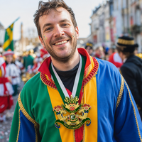 Maßgefertigte Karnevals-Metallmedaille, Emailliert, Vergoldet, Verzierte Narren-Medaille, Festival Deutschland Belgien Gedenkveranstaltung Auszeichnung 3D Zinklegierung