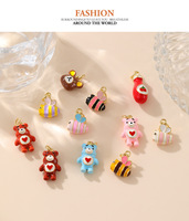 Pendentif Breloque Animaux Mignons Plaqué Or 18K Zircon Laiton Accessoires de Bijoux Abeille Ours Trèfle Cœur