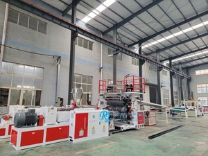 Machine d'extrusion à double vis <span class=keywords><strong>pour</strong></span> panneaux et <span class=keywords><strong>profil</strong></span>és muraux multifonctionnels en <span class=keywords><strong>PVC</strong></span> WPC effet marbre brillant UV 1220*2440mm*3mm - Product Image 2