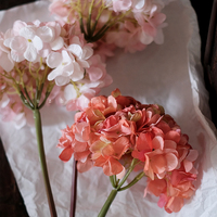 Fleurs artificielles faites à la main de haute qualité hortensia rose blanc pour décor de mariage article de décoration d'intérieur salle de fête maison fleurs en soie