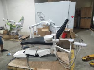 Fauteuil dentaire A4 pour gaucher type américain équipement médical de luxe haut de gamme approuvé CE - Product Image 6