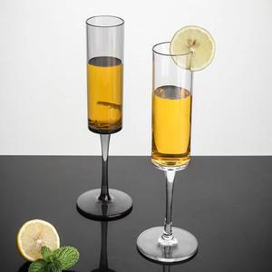 Flûtes à champagne en plastique incassables carrées transparentes de qualité supérieure de 6oz Design élégant en verre Verres à vin de qualité supérieure - Product Image 3