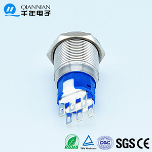 19 Mét <span class=keywords><strong>IP67</strong></span> thắp sáng không thấm nước 12V đẩy nút chuyển đổi với màu đỏ màu xanh lá cây màu xanh trắng màu vàng cam LED cho xe - Product Image 5