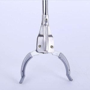 ที่คีบขยะสแตนเลสด้ามยาว เครื่องมือทำความสะอาดสระว่ายน้ำ สีเงิน - Product Image 2