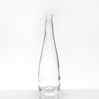 Échantillon Gratuit Bouteilles de Liqueur Plates en Verre Flint Extra 500ml 750ml Scellées au Liège Emballage Personnalisé avec Logo