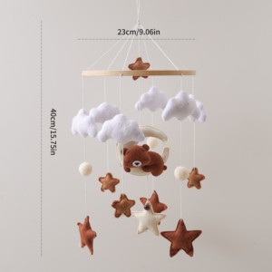 Décoration de lit bébé personnalisée pour nouveau-né - Lapin bleu et lune en feutre, jouet doux avec fixation murale, unisexe - Product Image 4