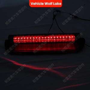 ไฟเบรก LED สำหรับรถยนต์ Wolf Lake สำหรับ Mercedes Benz ซีรีส์ 3 และ BMW E90 ปี 2005-2011 สีแดง ไฟสัญญาณหยุดแบบติดตั้งสูง - Product Image 1