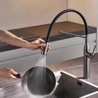Robinet de cuisine rétractable à double usage chaud/froid à aspiration magnétique, avec valve en céramique, anti-éclaboussures, pivotant universel