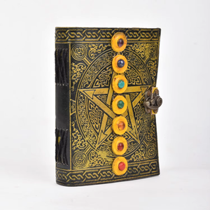 Carnet en cuir style vintage avec 7 pierres, motif étoile céleste, fait main et gaufré, pour la vente en gros - Product Image 2