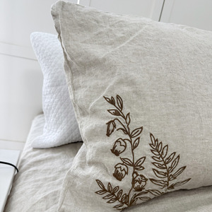 QDTEX Offre Spéciale pur bio français <span class=keywords><strong>lin</strong></span> broderie feuilles <span class=keywords><strong>housse</strong></span> <span class=keywords><strong>de</strong></span> <span class=keywords><strong>couette</strong></span> ensemble pierre <span class=keywords><strong>lavé</strong></span> 3 pièces ensemble <span class=keywords><strong>de</strong></span> literie <span class=keywords><strong>de</strong></span> housses <span class=keywords><strong>de</strong></span> <span class=keywords><strong>couette</strong></span> - Product Image 6