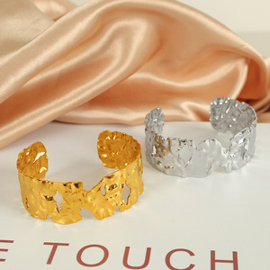 Bracelet tendance en alliage de zinc plaqué or 18 carats, design géométrique creux en bambou, bijoux de fête pour femmes - Product Image 3