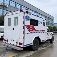 Ambulance médicale professionnelle tout-terrain Dongfeng 4x4 à pression négative, équipement médical robuste et performant