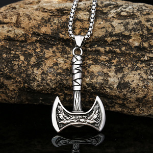 Yunnique – collier en acier inoxydable avec pendentif hache double face de style Viking, pour hommes et femmes, bijoux à la mode, chaîne de 3.0x60CM - Product Image 1