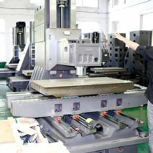 Centre d'usinage contrôleur Siemens Machine verticale <span class=keywords><strong>VMC</strong></span> Prix <span class=keywords><strong>de</strong></span> la fraiseuse CNC VMC1270 - Product Image 6