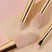 Professionnel 6 pièces blanc Vegan pinceaux de maquillage étiquette privée manche en bois fond de teint doux crayon à sourcils outils cosmétiques ensemble de pinceaux