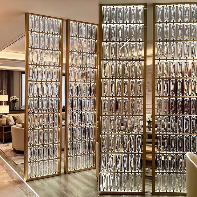 Modern Luxury Gold Stainless Steel Crystal Glass Partition Screen with LED Light for Hotel Lobby Living Room Decorative Divider