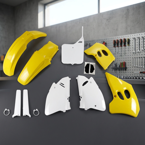 Kit Completo in Plastica XFUN OEM per Moto RM 125 1993-1995 Include Cilindro - Spedizione Aerea Made in Italy - Product Image 2