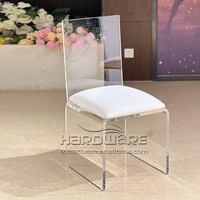 Chaise de salle à manger moderne empilable de luxe en acrylique transparent utilisée pour mariage, événement, hôtel, salle de banquet