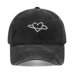 Gorra de béisbol vintage lavada con corazón bordado para mujer y hombre, gorra suave ajustable estilo papá, gorra casual para exteriores, protección solar, OEM - Product Image 2