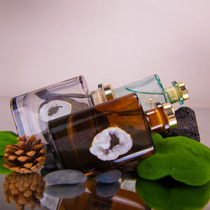 Aromatizador de Ambiente Personalizado con Diseño de Llama, Marca XYT, 150 ml de Líquido, Duración de 30/60 Días, de Alta Gama para Dormitorio - Product Image 4