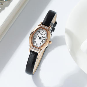 Montre à quartz rétro pour femme, boîtier cylindrique, style littéraire, chiffres romains vieillis, pour étudiante, cadeau de Noël - Product Image 1