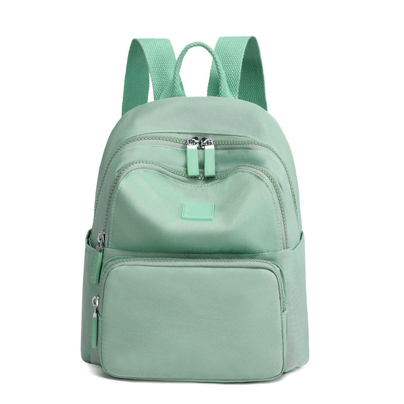 สีเขียวอ่อน