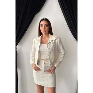 Conjunto de Chaqueta y Pantalones de Tres Piezas con Ribete de Cuero Color Blanco Roto para Mujer, Venta al por Mayor - Product Image 4