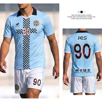 Yüksek Kaliteli Özel Polo Yaka Futbol Forması Tam Set Polyester Nefes Alabilen Süblimasyon Baskılı Futbol Takım Formaları Üreticisi