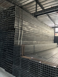 <span class=keywords><strong>Tubo</strong></span> de Acero Cuadrado/Rectangular Hueco ERW Q235B Q355B <span class=keywords><strong>para</strong></span> Fachadas de Edificios, Estructuras de Muros Cortina, Soldadura y Tuberías de Aceite - Product Image 1