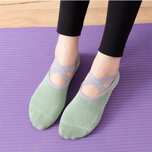 Chaussettes de yoga antidérapantes en coton pour femmes, idéales pour la danse, le sport et le fitness (vente en gros) - Product Image 5