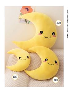 Almohada Decorativa de Luna y Estrella para Niños, Almohada de Felpa con Marca Personalizada, Venta al Por Mayor - Product Image 5