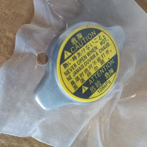 غطاء خزان مياه للرادياتير ، غطاء خزان مياه لغطاء الرادياتير ، غطاء خزان مياه - Product Image 5